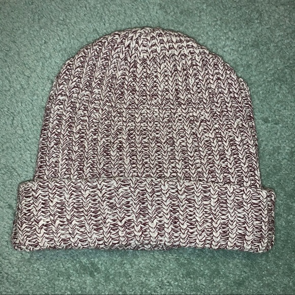 NWOT Love Your Melon Burgundy/White Cuffed Beanie - Picture 4 of 5